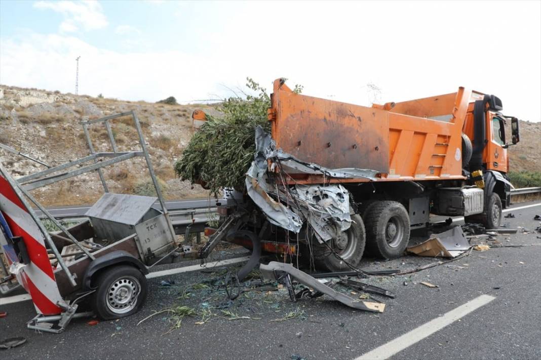 Türkiye'yi yasa boğan son dakika haberi 11