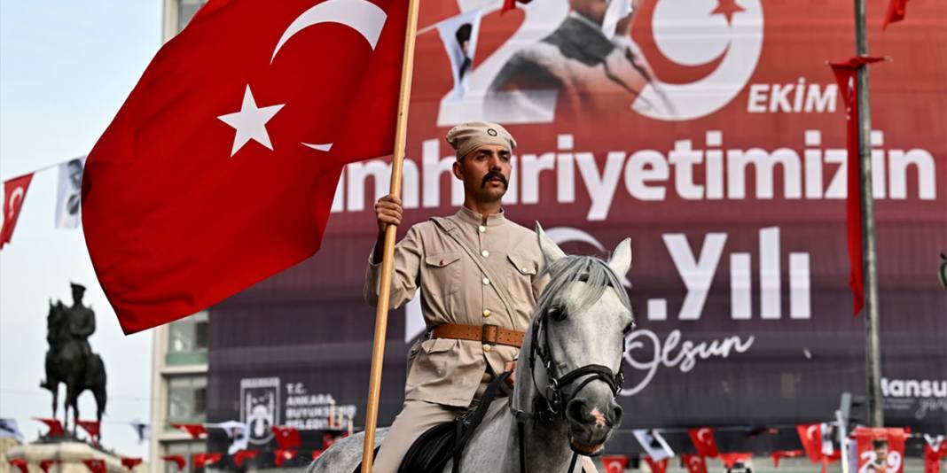 Ankara'da Cumhuriyet'in 100. yılı böyle kutlandı! 8