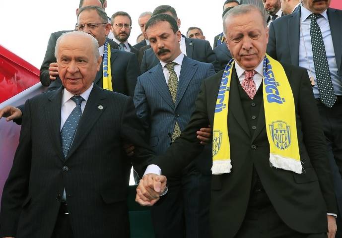 MHP'den İstifa Etti AKP'den Aday Oldu 7