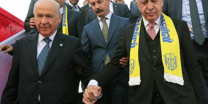 MHP'den İstifa Etti AKP'den Aday Oldu