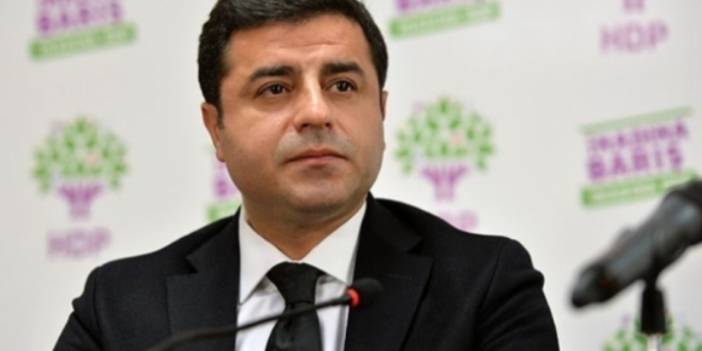 Cezaevindeki Demirtaş'a Kötü Haber Hayatını Kaybetti