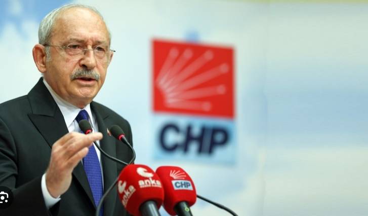 Seçim Öncesi CHP'de Depremi 2