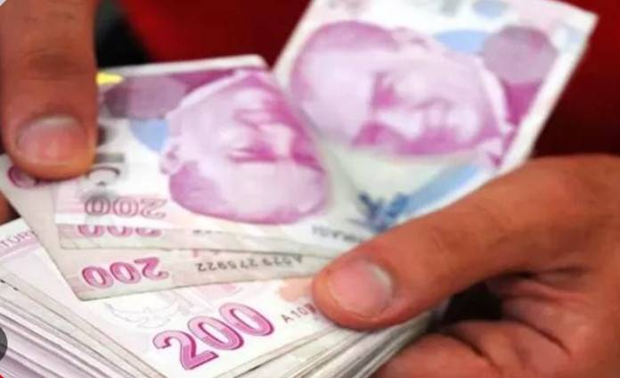 Emeklilere müjde: 1 yıl boyunca her ay 1000 lira maaşa alacaklar 3