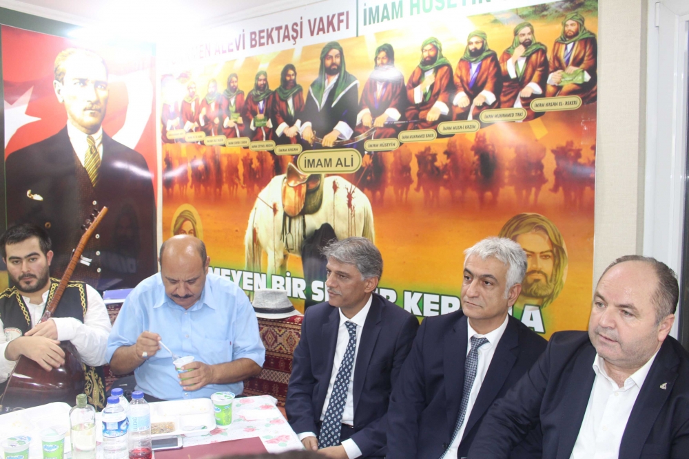 Türkmen Alevi Bektaşi Vakfı aşurede buluşturdu 8