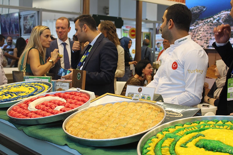 Gaziantep’ten günde 35 ton baklava çıkıyor 4