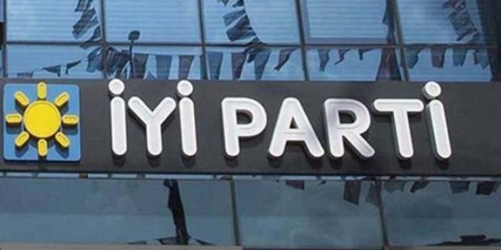 İYİ Parti'den istifa etti, İmamoğlu'nu destekledi