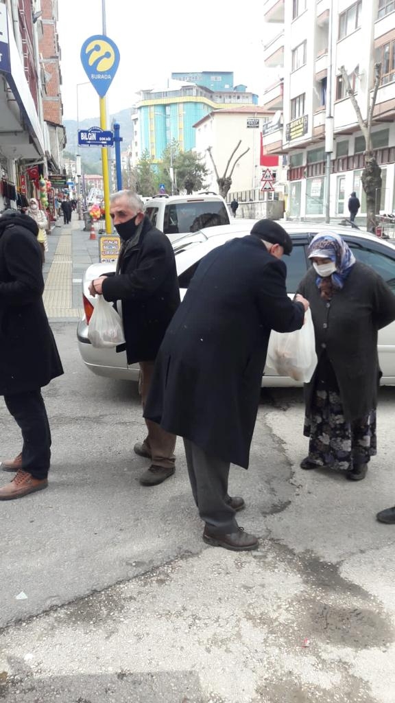 CHP Ankara’da halka Çanakkale Savaşı menüsü dağıtımı yaptı 16