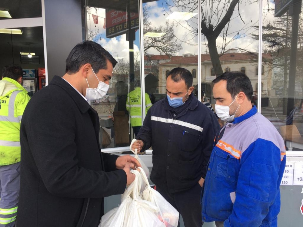 CHP Ankara’da halka Çanakkale Savaşı menüsü dağıtımı yaptı 3