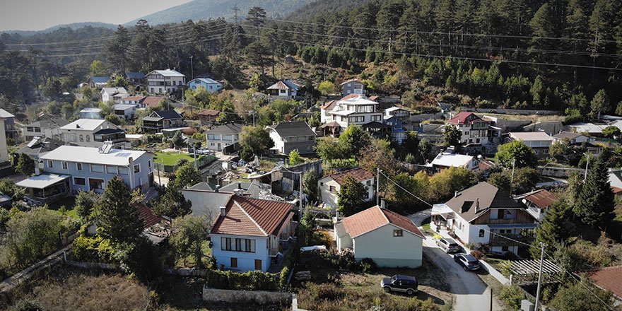 Bu köydeki ev fiyatları lüks semtlerle yarışıyor