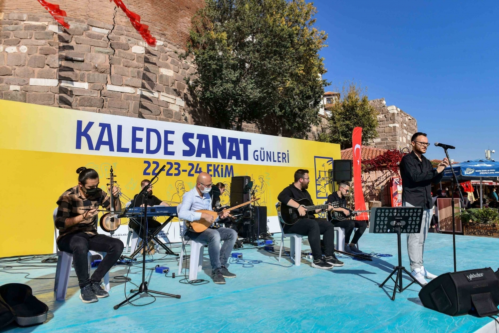 BAŞKENT’İN RENKLERİ ANKARA KALESİ’NDE SANATLA BULUŞTU 34