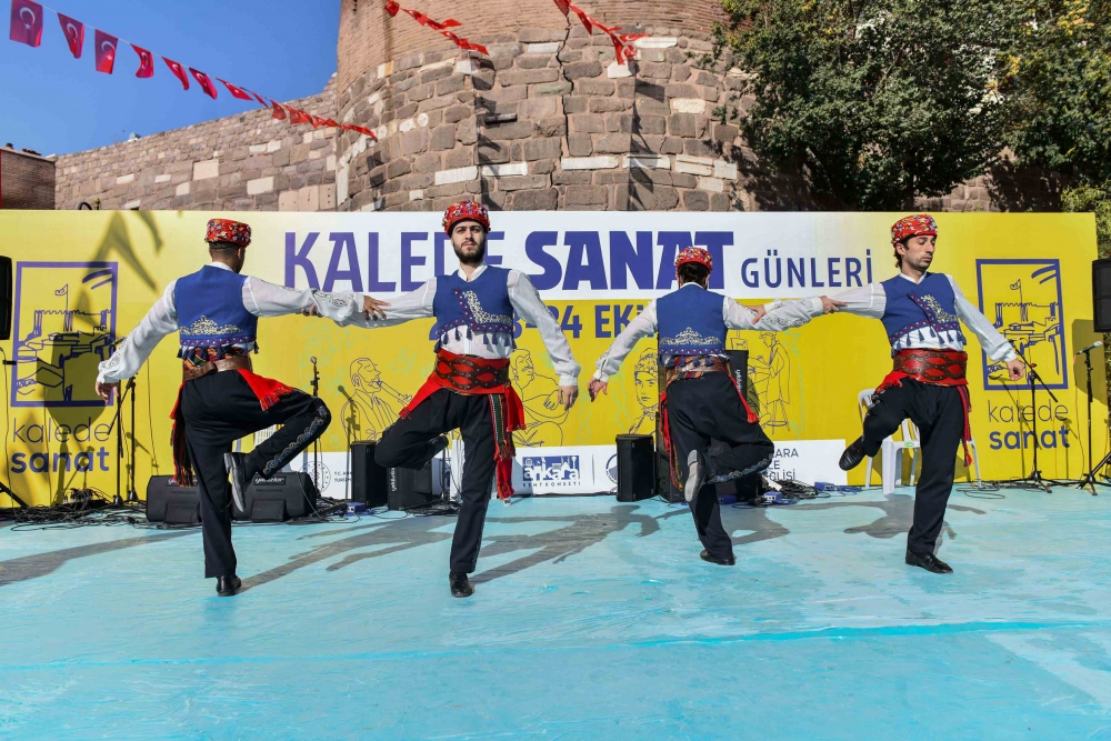 BAŞKENT’İN RENKLERİ ANKARA KALESİ’NDE SANATLA BULUŞTU 35