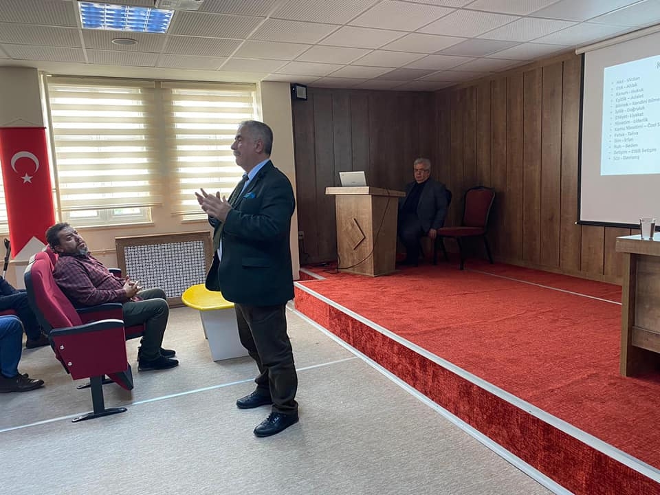 Ahmet Sandal’dan seminer etkinliği 2