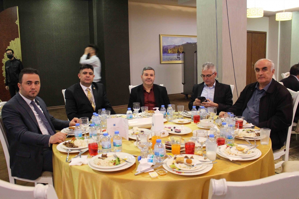 Kırşehirli Dernekler Federasyonu (KIR-FED) iftar yemeğine yoğun katılım 18