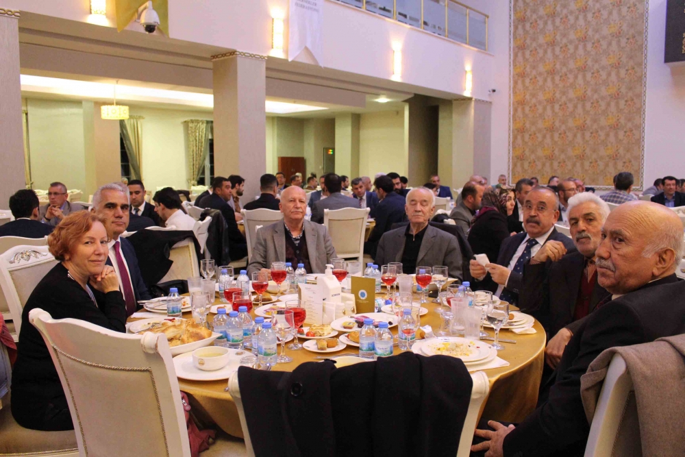 Kırşehirli Dernekler Federasyonu (KIR-FED) iftar yemeğine yoğun katılım 22