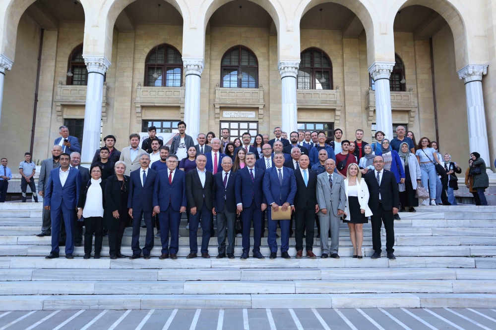 Kırşehirli Eğitimciler Derneği ve Gazi Üniversitesi Türk Dili Bayramını 2