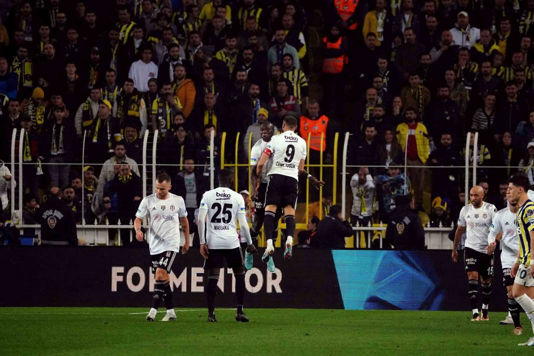 Fenerbahçe Beşiktaş maçından nefes kesen görüntüler 11