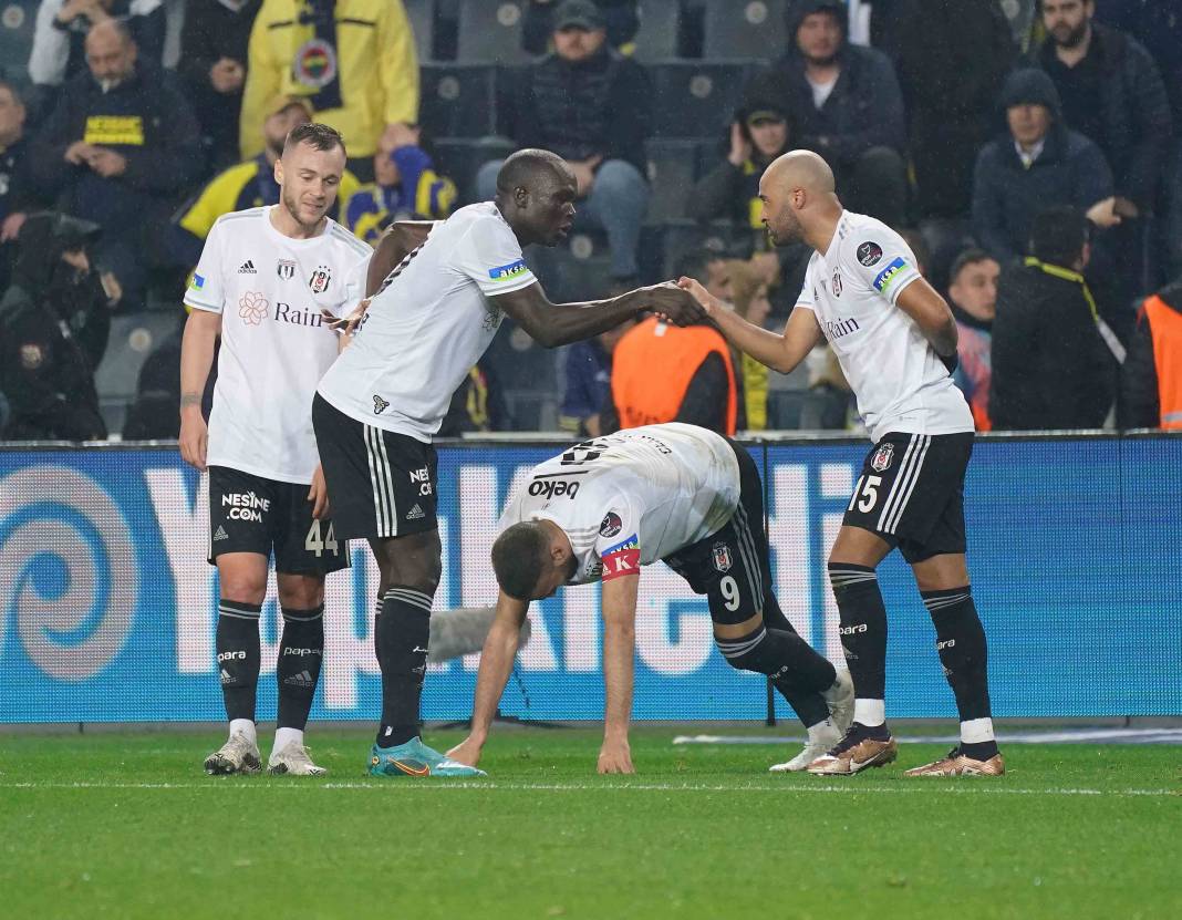 Fenerbahçe Beşiktaş maçından nefes kesen görüntüler 62