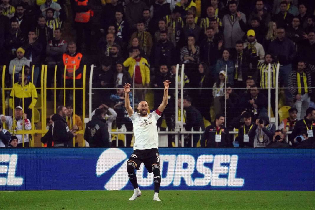 Fenerbahçe Beşiktaş maçından nefes kesen görüntüler 9