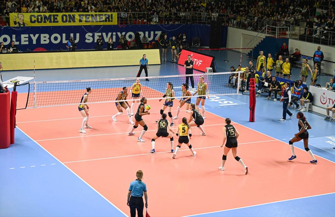 Fenerbahçe Opet - VakıfBank maçından nefes kesen görüntüler 1