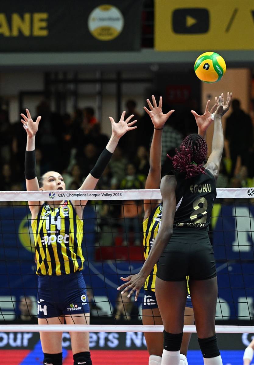 Fenerbahçe Opet - VakıfBank maçından nefes kesen görüntüler 11