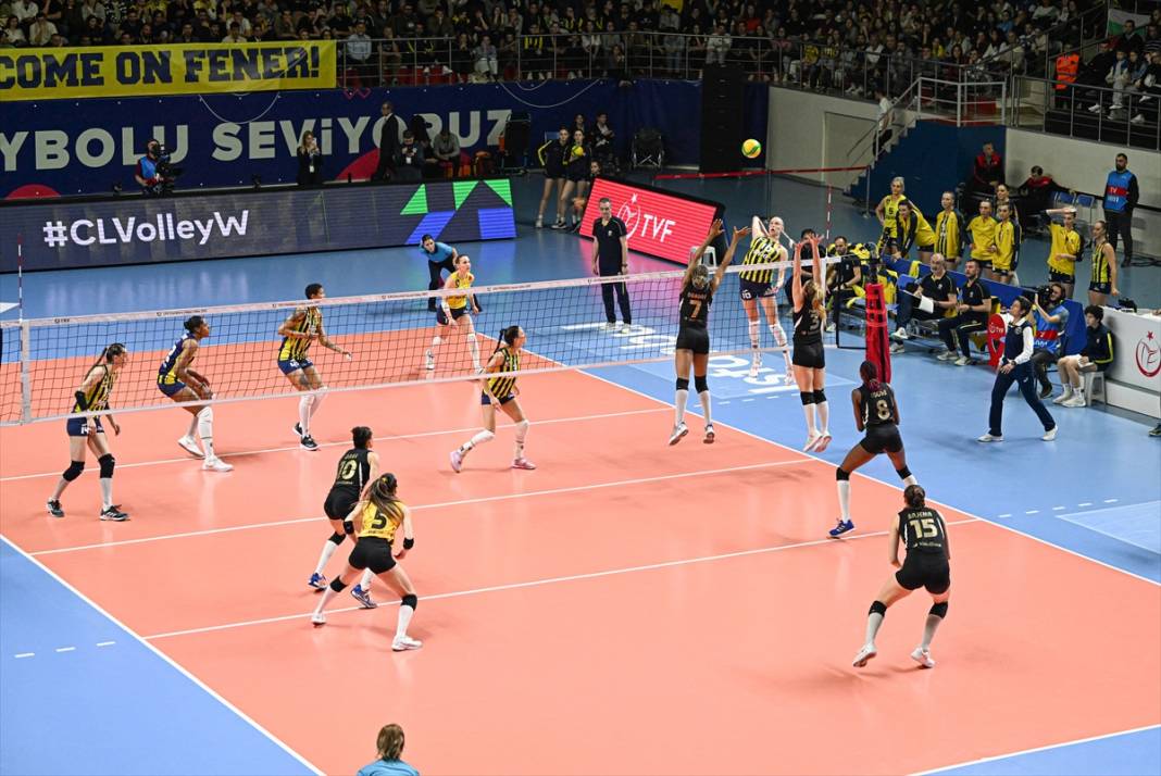 Fenerbahçe Opet - VakıfBank maçından nefes kesen görüntüler 5