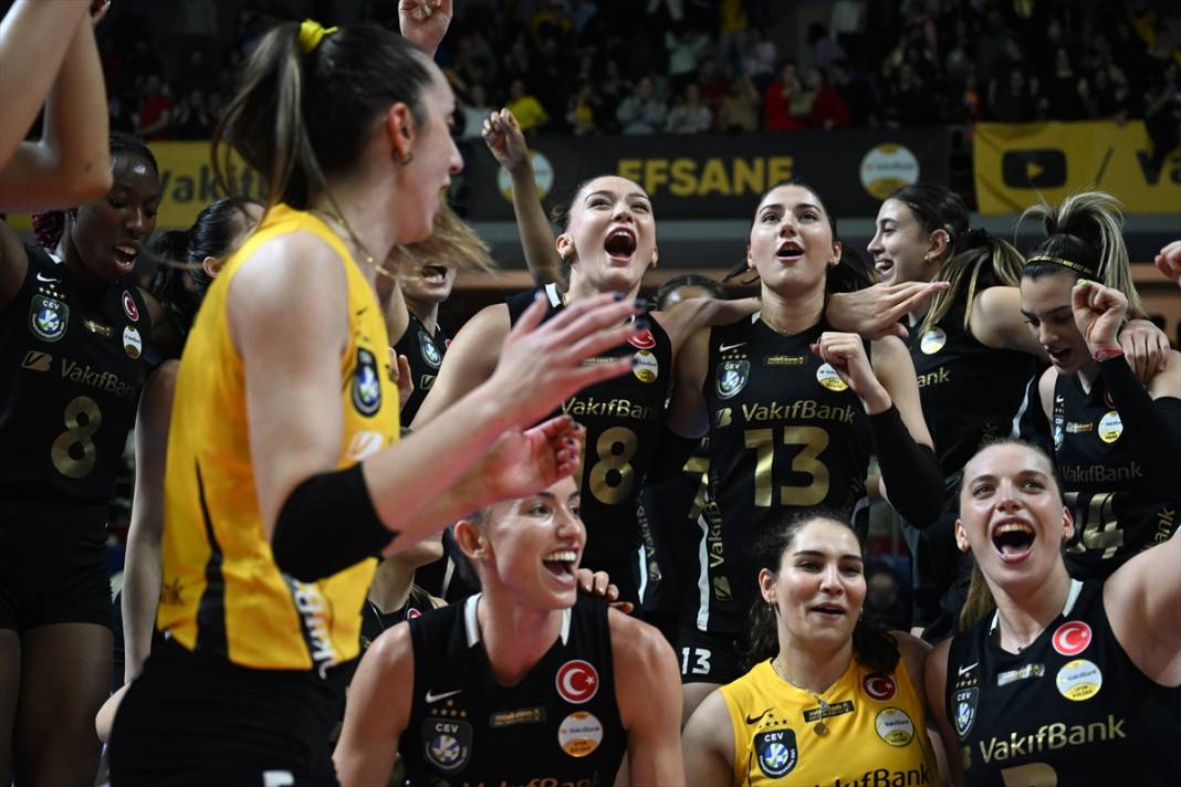 Fenerbahçe Opet - VakıfBank maçından nefes kesen görüntüler 7