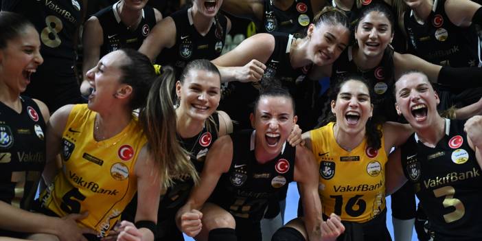 Fenerbahçe Opet - VakıfBank maçından nefes kesen görüntüler