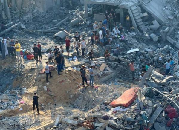 Gazze'de İsrail'in Yaptığı Katliam Durmuyor! 3