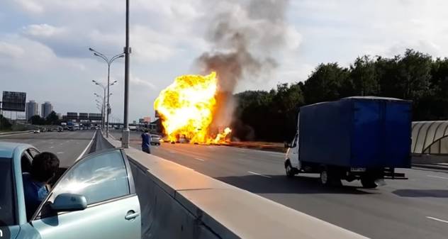 İstanbul'da ki Patlama Panik Yarattı 5