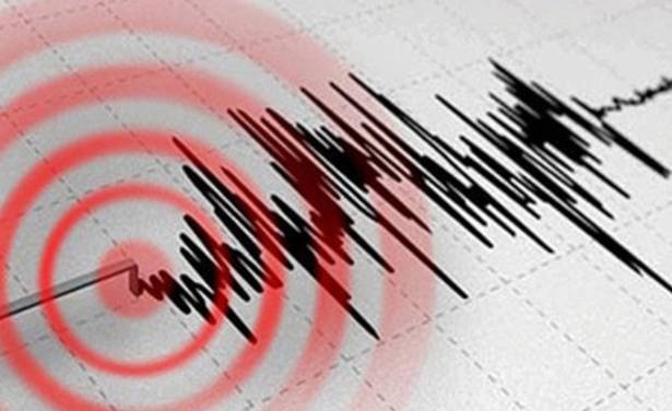 İzmir'de Korkutan Deprem 5