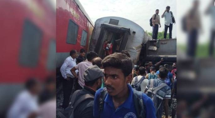 Yolcu Treni Kazası: Çok Sayıda Ölü ve Yaralı 1