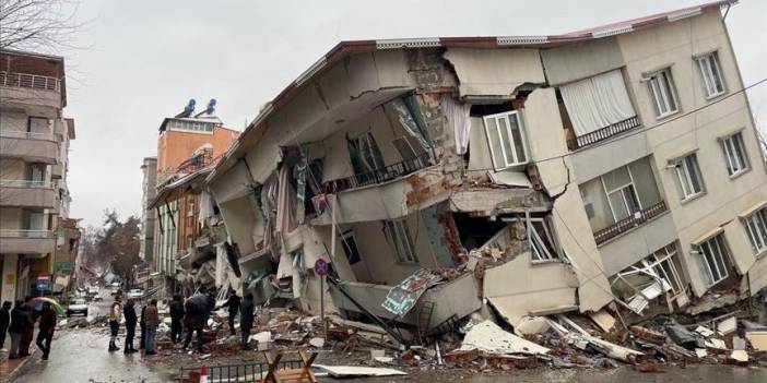 Naci Görür’den İstanbul için deprem uyarısı!