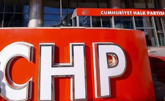 CHP'li Bülent Tezcan Hastaneye Kaldırıldı 3