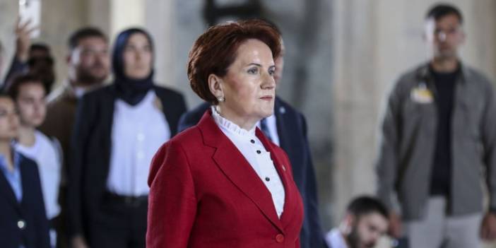 Meral Akşener Resti Çekti