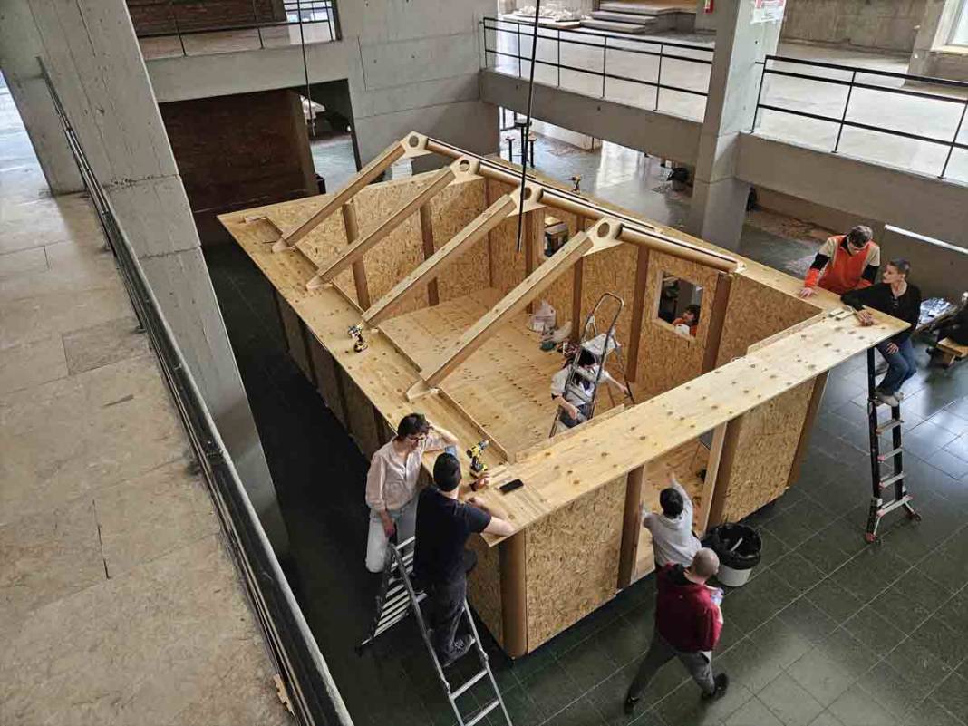 Japon mimar "kağıt masura evi" Hatay'a gönderdi 9