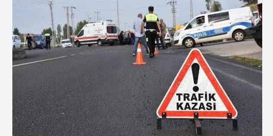 Aile Bakanı Mahinur Göktaş Trafik Kazası Geçirdi 1