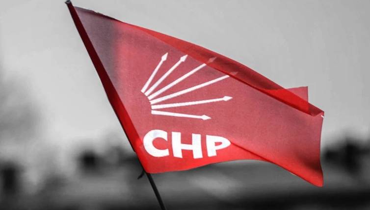 CHP'li Lütfü Savaş  disipline sevk edildi! 3