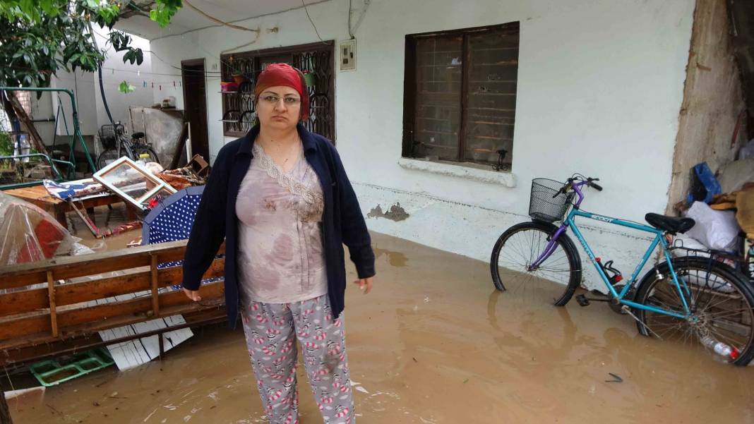 Adana Kozan'da sel felaketi etkisi sürüyor 3