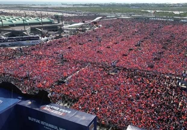 AKP İstanbul Mitingine Kaç Kişi Katıldı İşte Sayısı 4