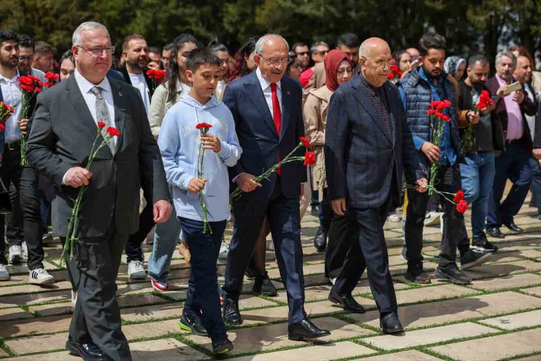 Cumhurbaşkanı Adayı Kılıçdaroğlu, Anıtkabir’i ziyaret etti 12