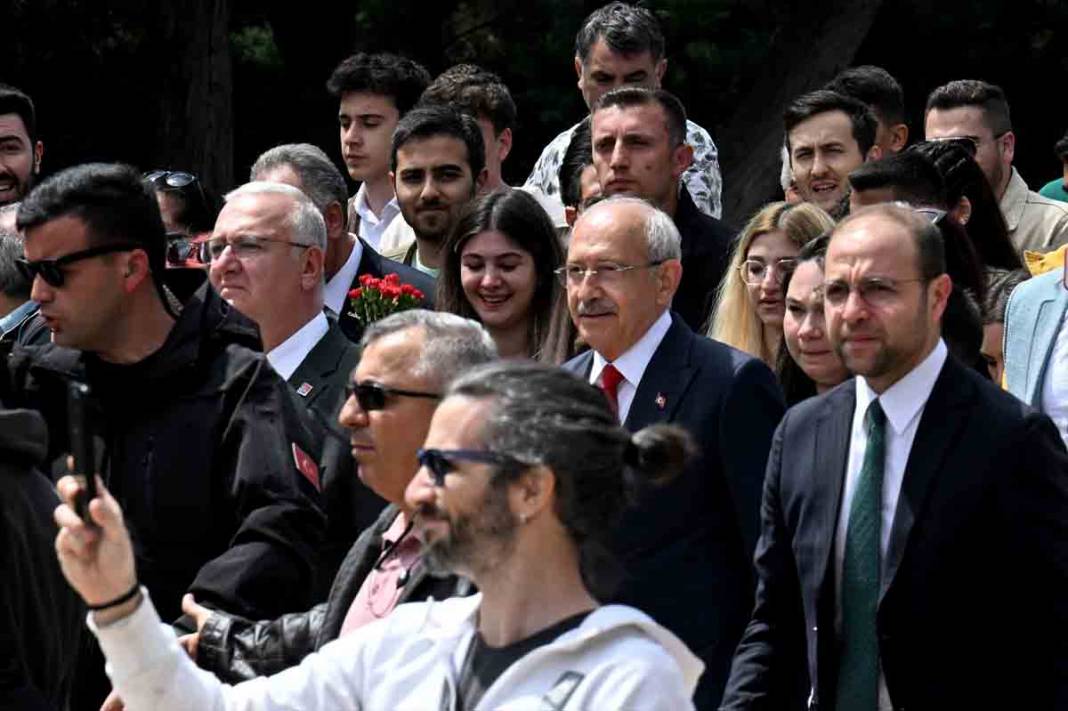 Cumhurbaşkanı Adayı Kılıçdaroğlu, Anıtkabir’i ziyaret etti 3