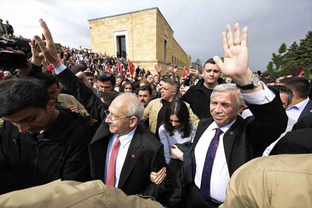 Cumhurbaşkanı adayı  Kılıçdaroğlu Anıtkabir'i ziyaret etti 3