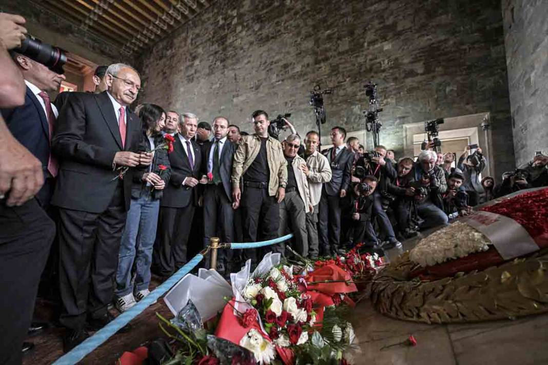 Cumhurbaşkanı adayı  Kılıçdaroğlu Anıtkabir'i ziyaret etti 6