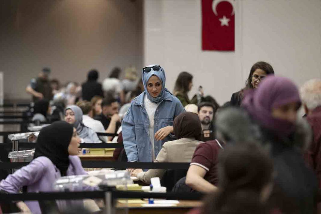 İngiltere'de Türkiye için oy verme yoğunluğu 11