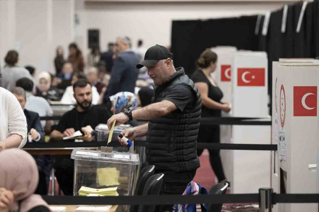 İngiltere'de Türkiye için oy verme yoğunluğu 8