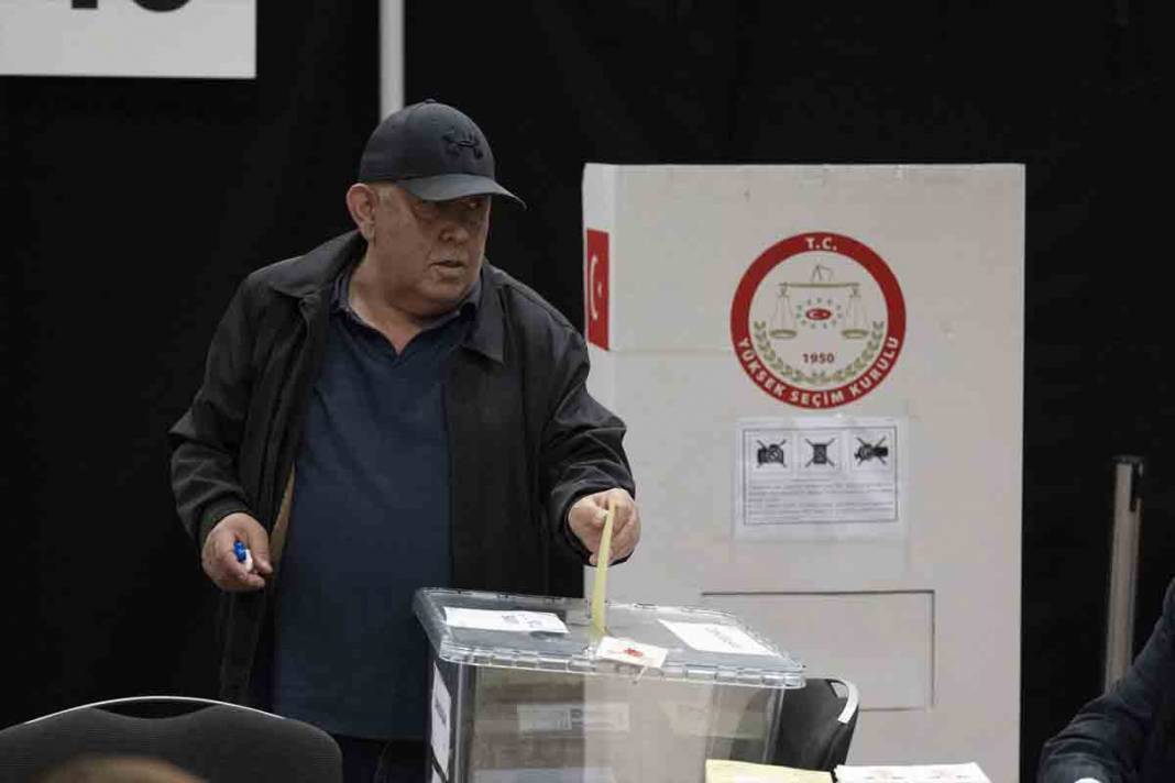 İngiltere'de Türkiye için oy verme yoğunluğu 9