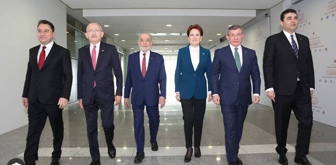 Akşener'i hariç tuttu, "Özellikle Davutoğlu" diyerek 4 lidere seslendi 3