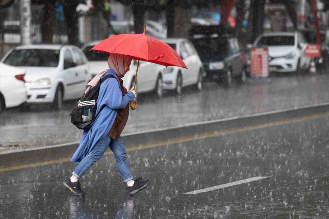 Ankara'da yoğun sağanak etkisini gösteriyor 1