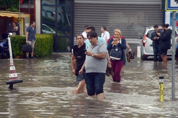 İstanbul'dan sel manzaraları 12