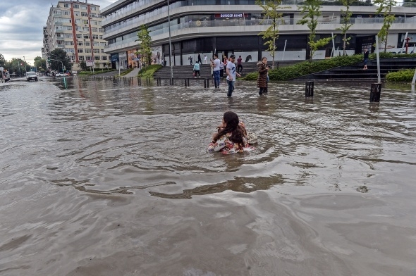 İstanbul'dan sel manzaraları 8